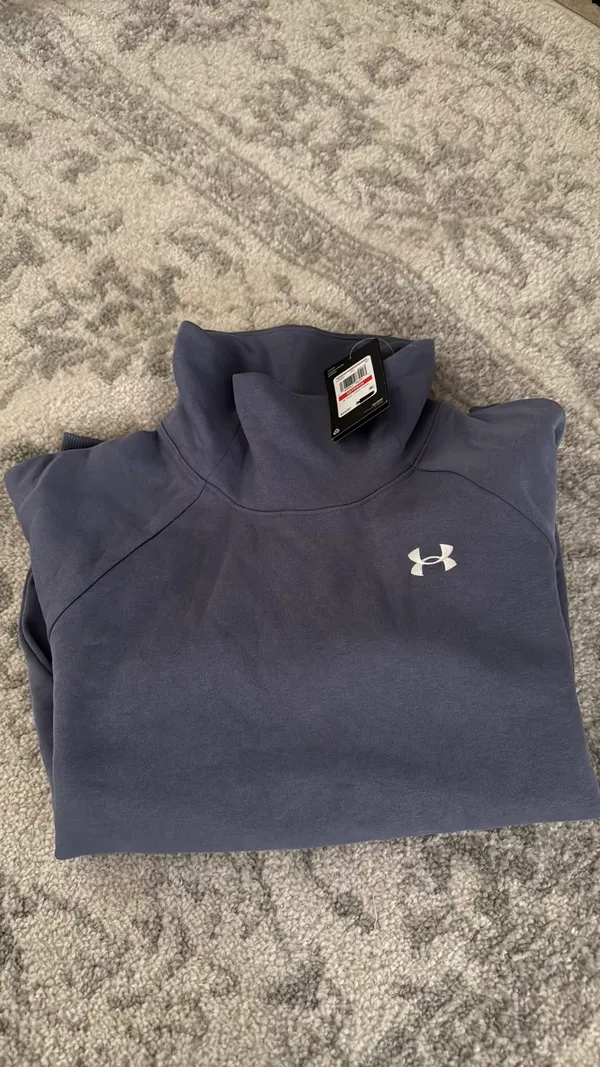 Mock neck Under Armour sweatshirt - Image 2
