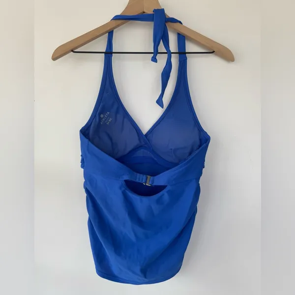 Athleta Blue Halter‎ Top 34 B/C Ruched Sides - Image 3