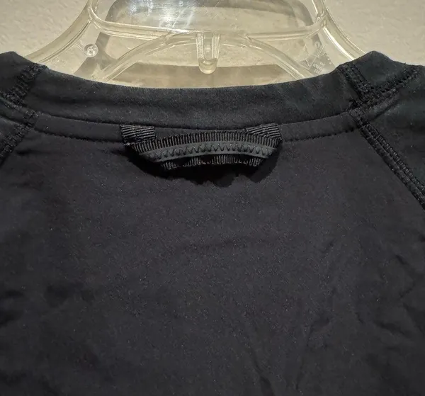 Lululemon All yours Crew in Black size 4 - Image 8