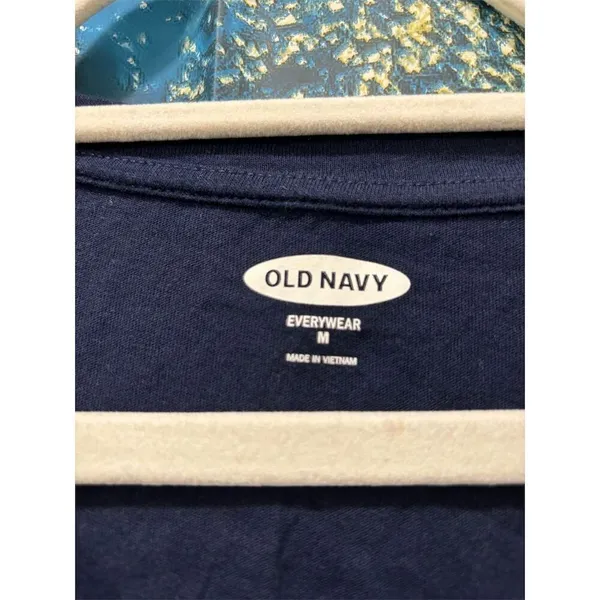 Old Navy Women's Blue V-Neck Tee Size M Short Sleeve Casual Top - Image 2