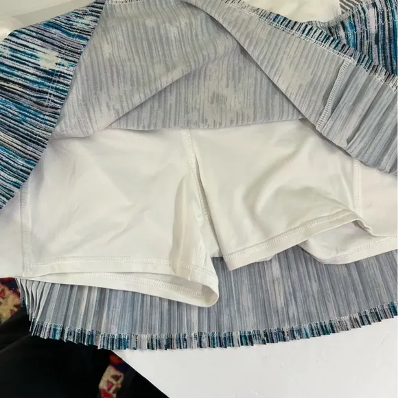 Lululemon Time‎ To Shine Skirt Skort Size 10 Blurry Belle Battleship Stripe - Image 7