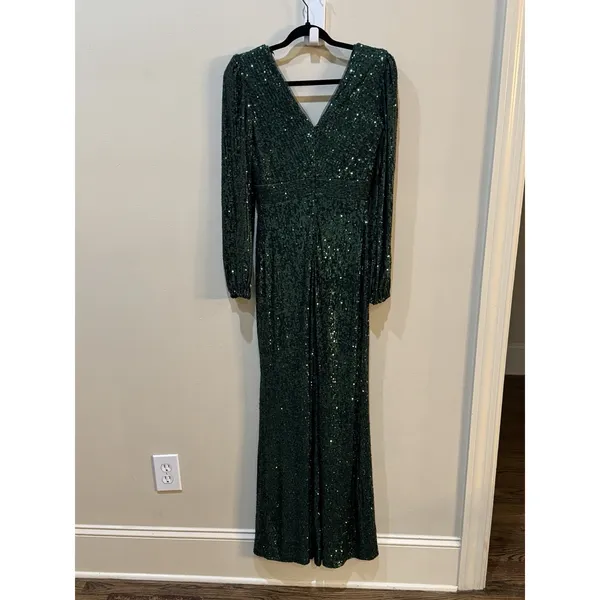 Xscape Long Sleeve Long V-Neck All Over Sequin‎ Gown Green Size 6 Formal - Image 4