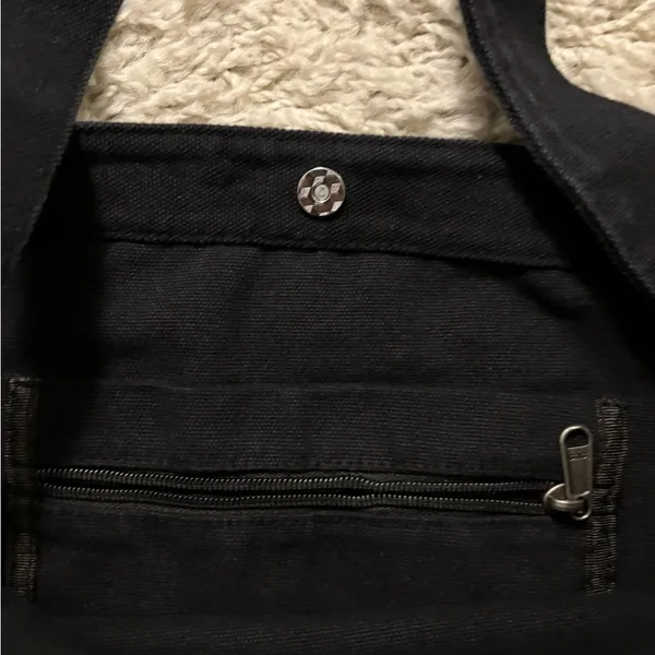 Minimalist Black Shoulder Bag with Crescent Shape - Image 6