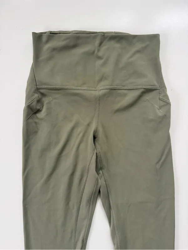 lululemon Nulu Fold High-Rise Yoga Tight size 6 - Image 4
