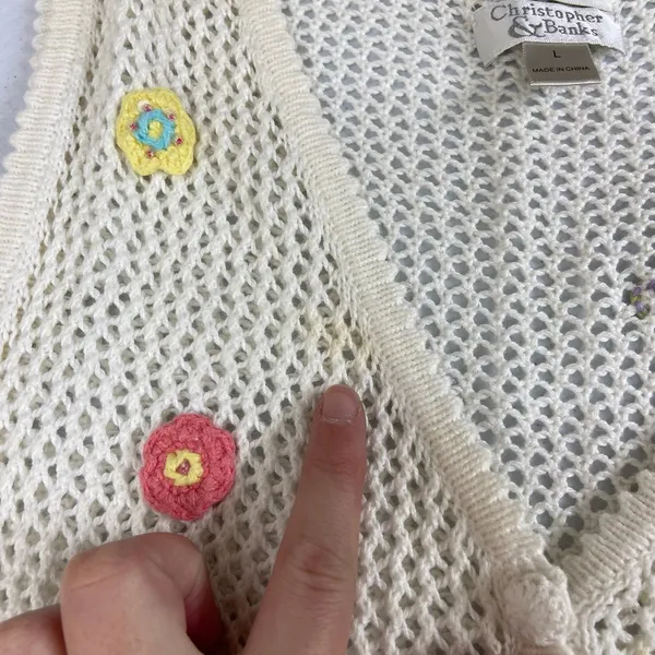 Vintage Christopher & Banks cream crocheted button butterfly floral sweater vest - Image 8