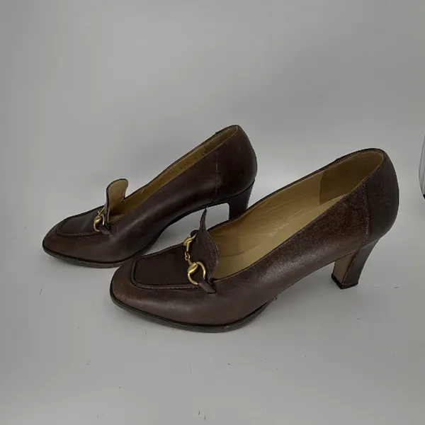 Gucci Horsebit Brown Leather 8B Pump - Image 3