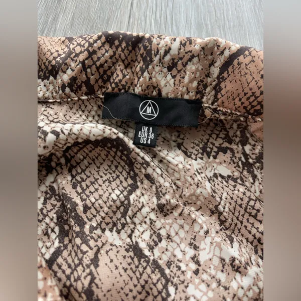 Nwot Missguided Satin Snake Print Pajama Us4 - Image 4