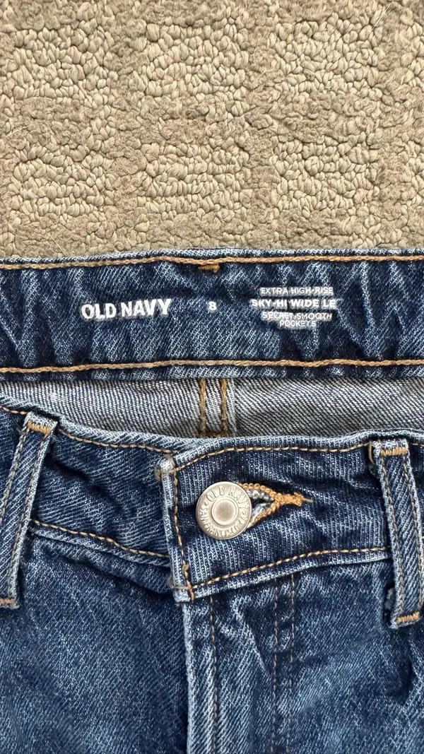 Old navy ultra high rise jeans - Image 3