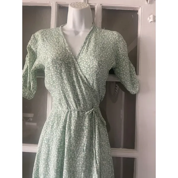 Faithfull the Brand Floral Wrap Midi Dress - Image 8