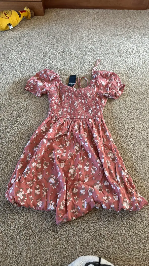 Pink Floral Dress Hollister - Image 2