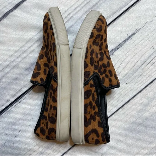 Leopard‎ Print Slip On Shoes Size 7.5 - Image 5