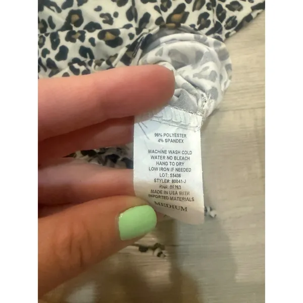 NWT‎ Brit & Bri Leopard Print Side - Image 4