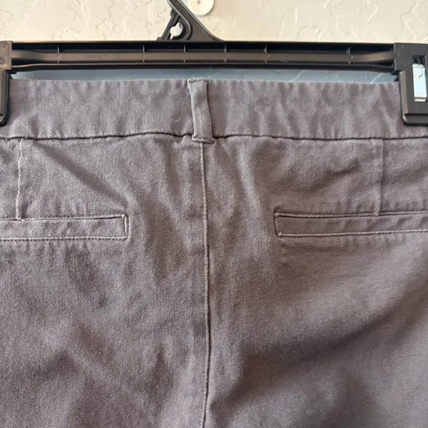 Old Navy Pixie pants in dark gray size 10 regular - Image 11