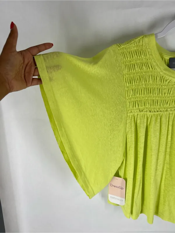 Hudson Gray Lime Linen Blend Smocked Flutter‎ Sleeve Top Size M NWT - Image 4