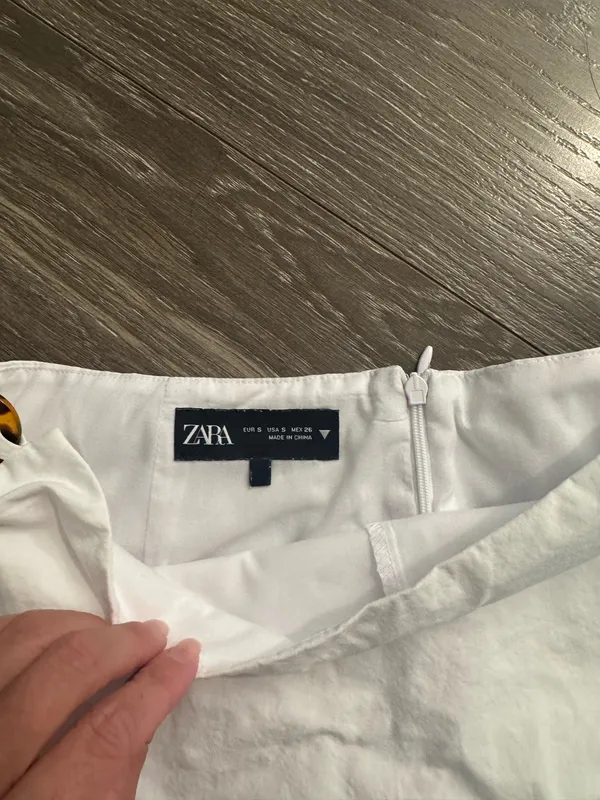 Zara Tortoise mini skirt - Image 5