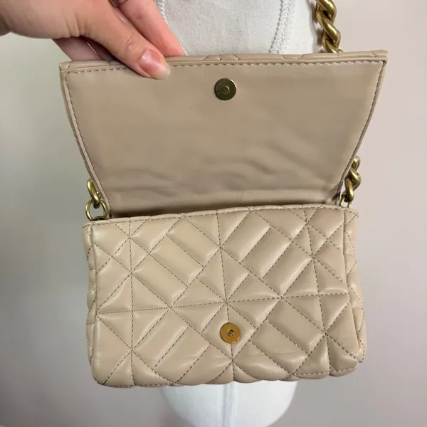 Zara Beige Quilted Shoulder Bag Chunky Gold Chain Strap Flap Closure Neutral - Image 3