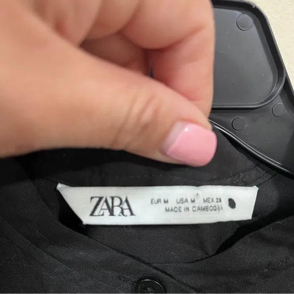Zara Compare MINI DRESS M black EUC Black Mini Dress Eyelet Detail - Image 4