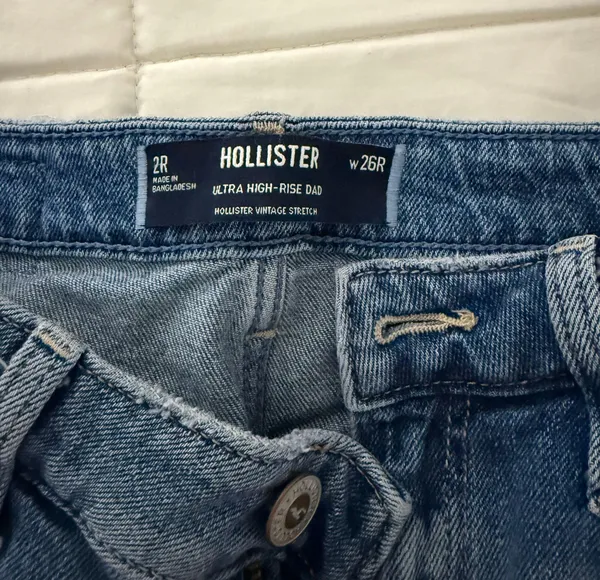Hollister Jeans - Image 3