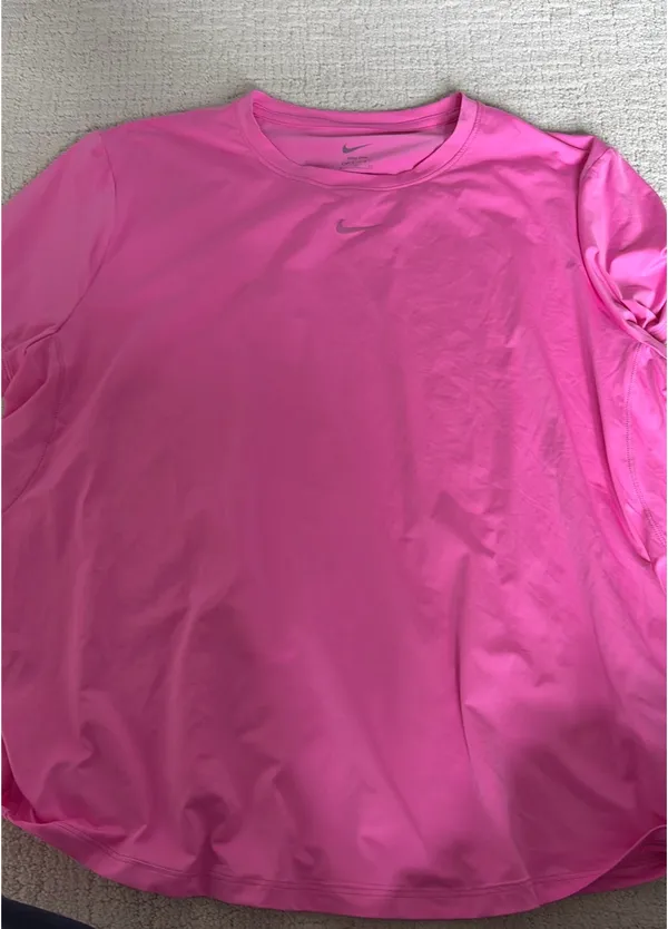 Nike Dri-Fit Shirt - Image 5