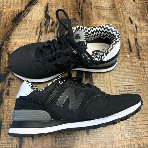 New Balance 574 Black & White Sneakers Women’s Size 5 - Image 10