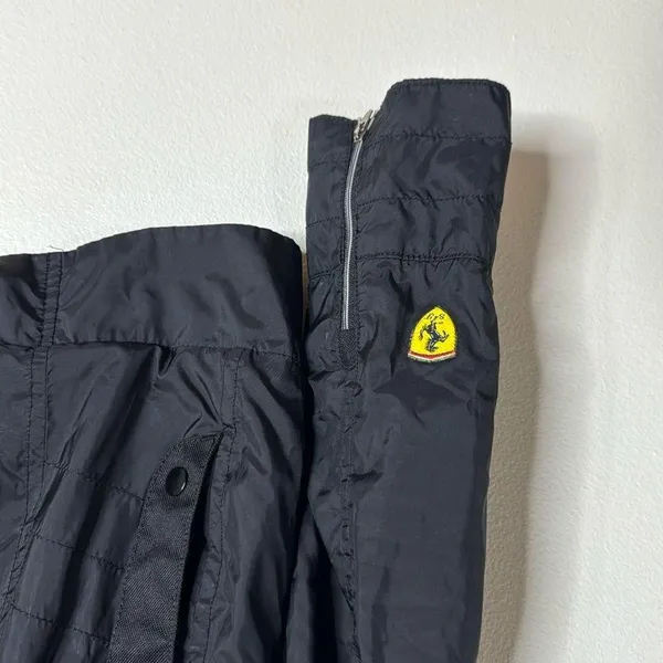 Ferrari black windbreaker style puma zip up car jacket size small nylon cars - Image 3