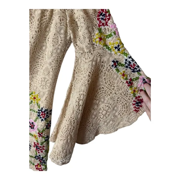 Judith March Shirt Women Large Beige Lace Embroidered Bell Sleeve Tunic Boho‎ - Image 5