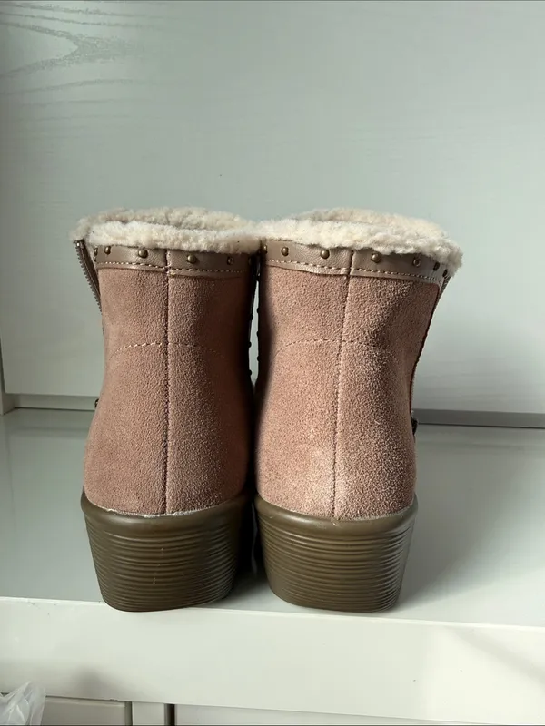 Skechers Women's Dusty Rose Slip-On Winter Ankle Boots - 7W - Image 3