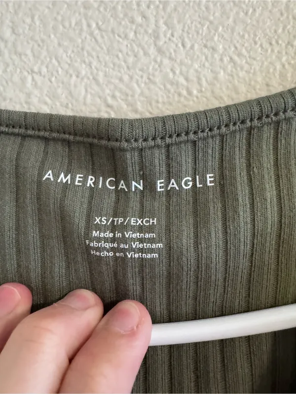 NWT American Eagle Outfitters Olive Green Ribbed Notch V-Neck Tank - Image 2