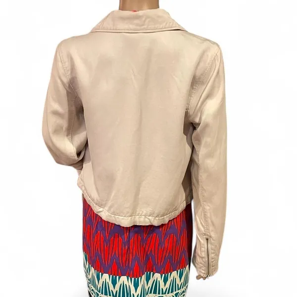Abercrombie & Fitch Women’s Light Beige Moto Jacket Size M Asymmetrical Zip EUC - Image 5