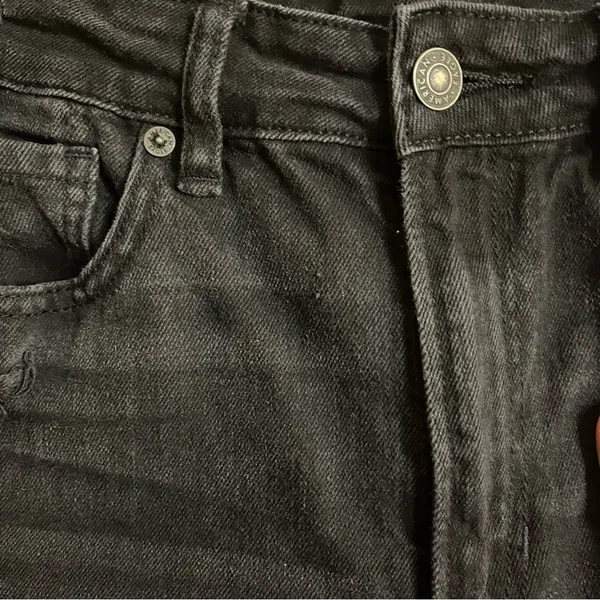 American Eagle Black Distressed‎ Mom Jeans Size 4 - Image 4