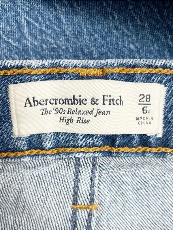 Abercrombie & Fitch 90s Relaxed Jeans 28 6R High Rise Straight Leg Medium Wash - Image 7