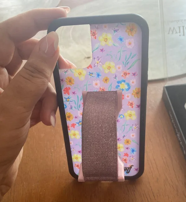 Wildflower iPhone 11 case - Image 4