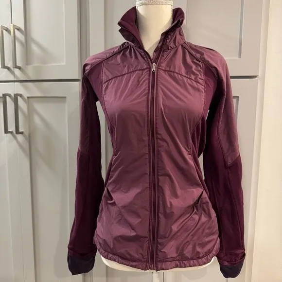 Lululemon Women's Can't Stop Jacket Hyper Stripe‎ Plum size 6 Small athleisure - Image 3