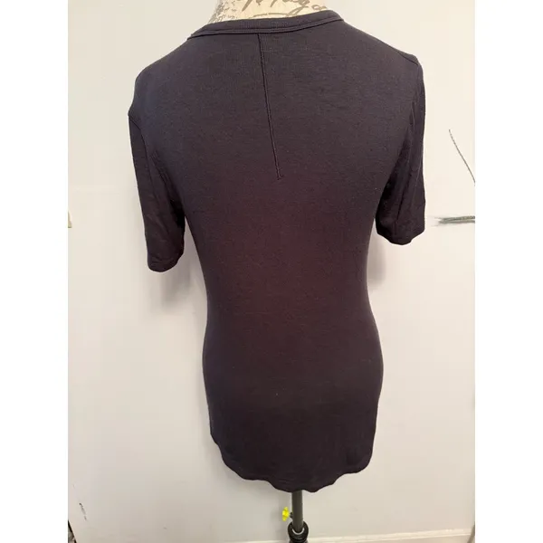 Lululemon Dark Gray‎ Ribbed Short Sleeve Fitted Top Athleisure Casual - Image 3
