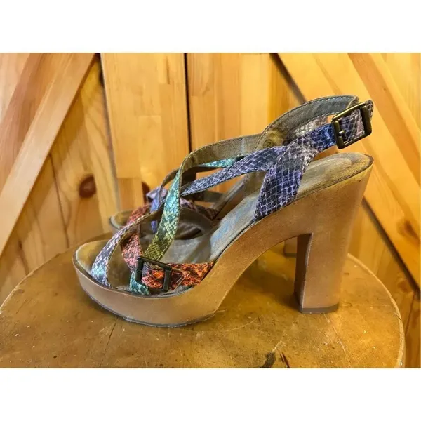 Rocket Dog "Butterfly" High Heel Size 7 - Image 3