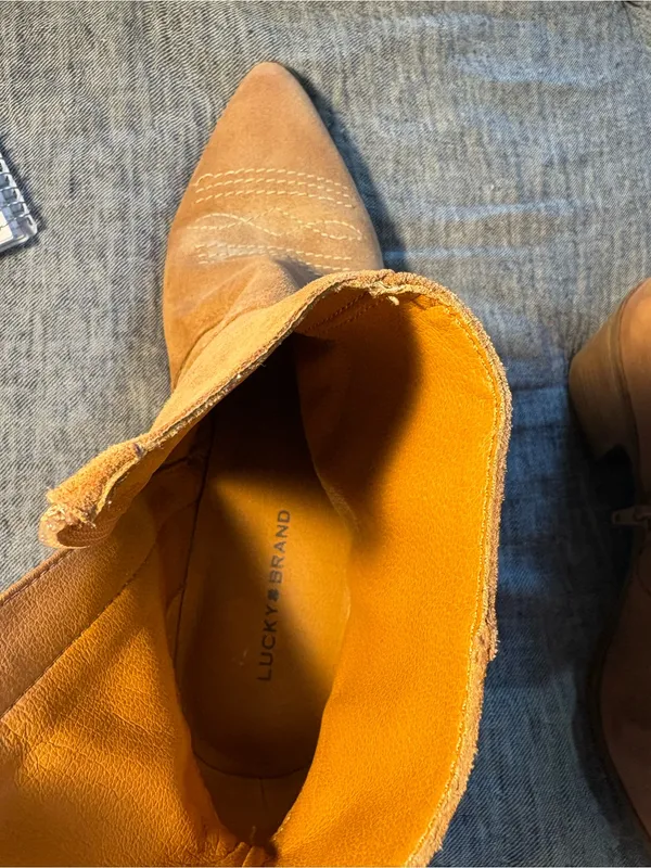 Lucky Brand Goddiy Women's Bootie size 8.5M - Image 6
