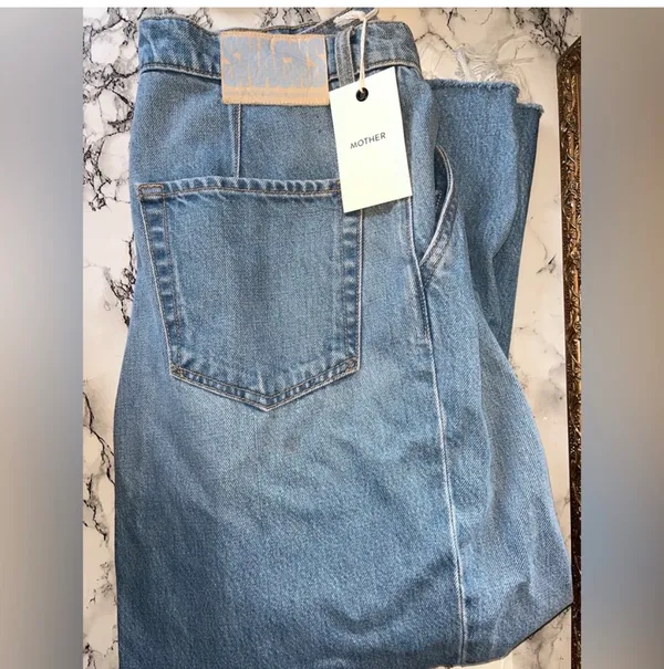 MOTHER Denim The Double Prep Fun Dip Flood Jeans  - Image 4