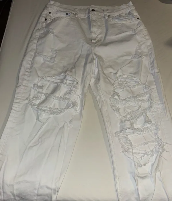 American Eagle Jeans Highest Rise - Image 3