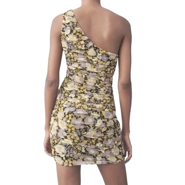 Zara Floral One Shoulder Ruched Mini Dress Size‎ M Yellow Purple Metallic NWT - Image 2