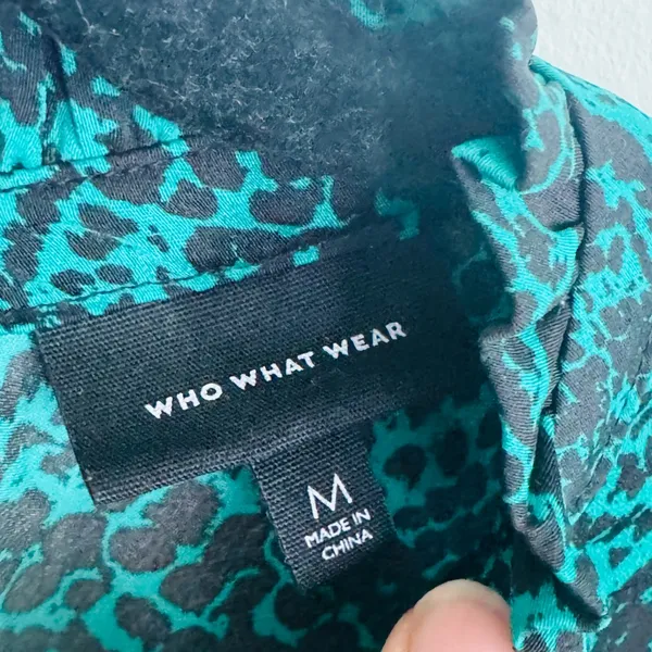 Who What Wear Turquoise and Black Patterned Top - Image 3