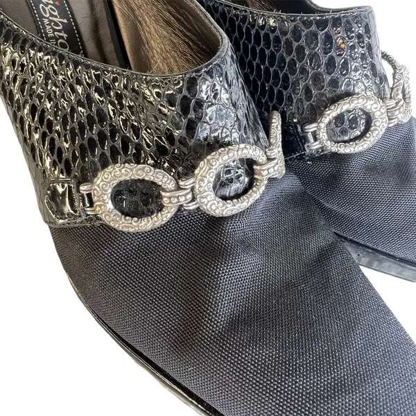 Brighton Singer Black Clogs‎ - Image 3