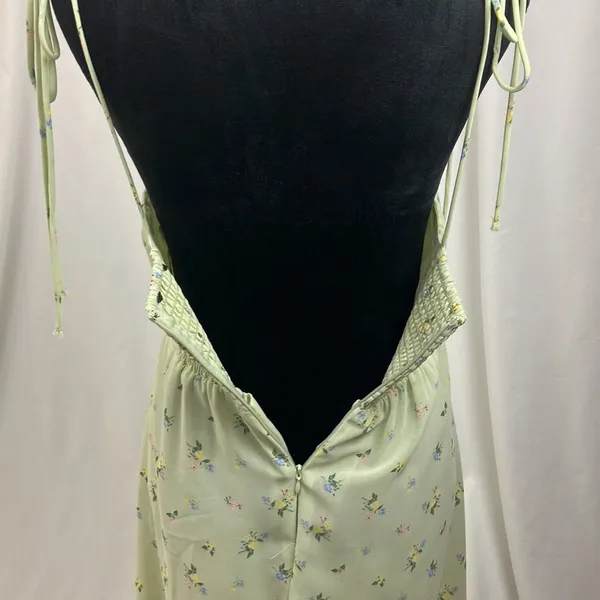 Green floral print slip dress woman’s size medium - Image 8