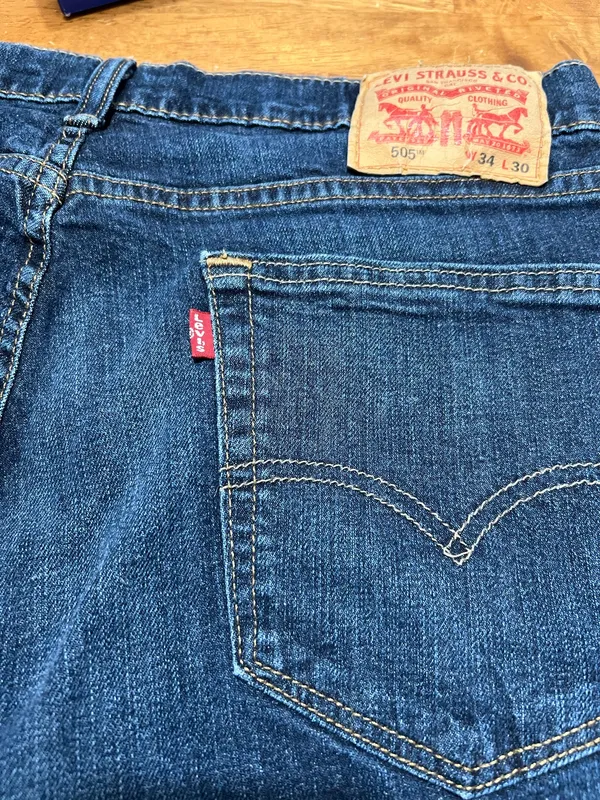 Men’s Levi’s 505 Straight Leg Jeans - 34x30 - Image 4