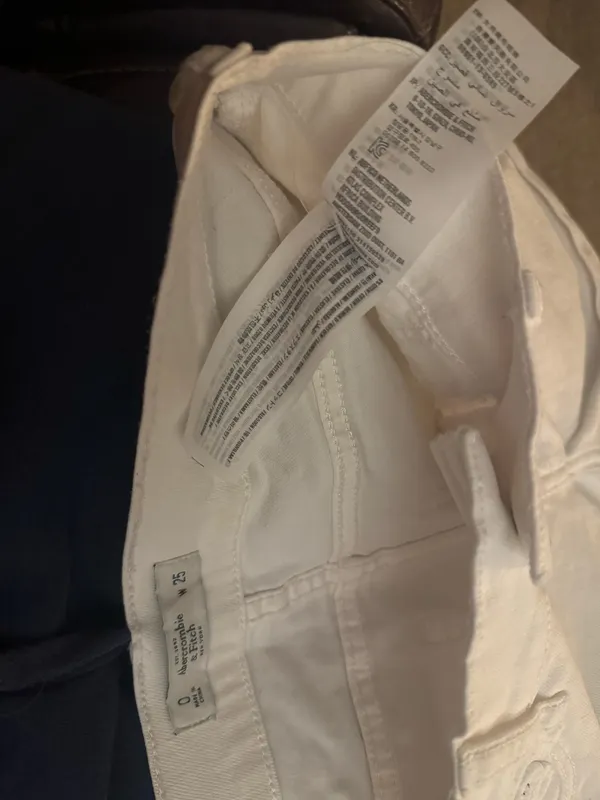Abercrombie Shorts White - Image 7