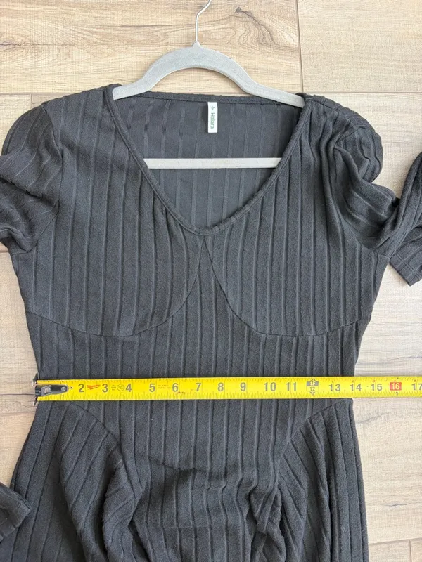 Halara V Neck Ribbed Long Sleeve Flare Midi Casual Pockets Dress Black M NWT - Image 8