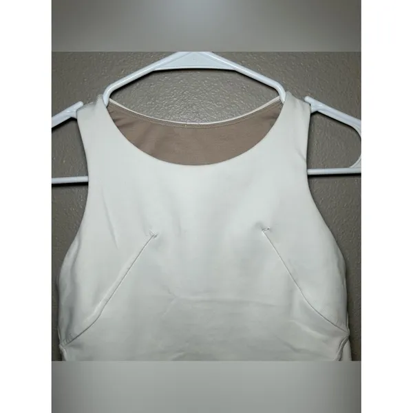 Lululemon Invigorate Training White Cropped Athletic Tank Top Women’s Size 2 - Image 4