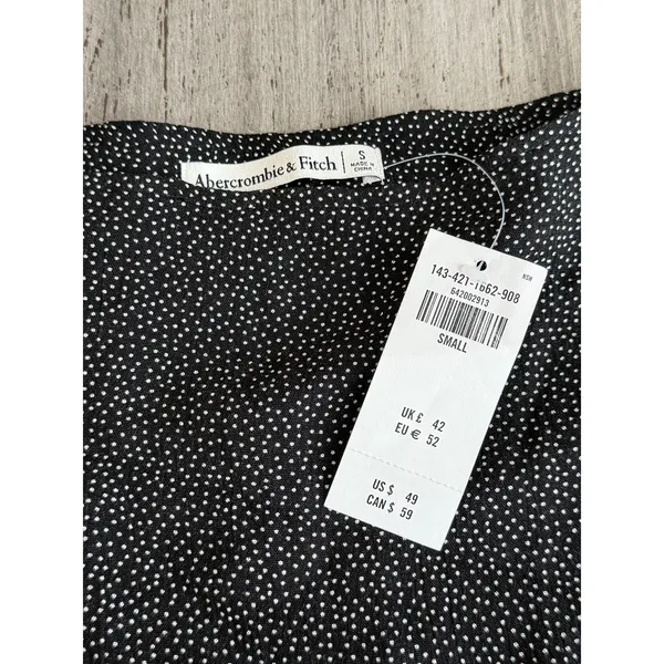 NEW NWT Abercrombie & Fitch Mini Skirt Black White Dots Ruffle Trim Womens Small - Image 4
