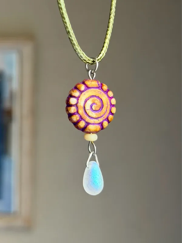 Handmade quality Czech glass swirl bead fairy boho vintage retro funky style necklace🌿✨ - Image 2