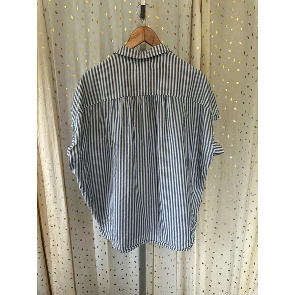 Madewell Women's Chambray Blue White Stripes Dolman Sleeve Button Front Top L - Image 4