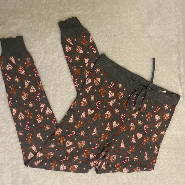 American Eagle Christmas Holiday Print Cozy Lounge‎ Joggers - Image 4